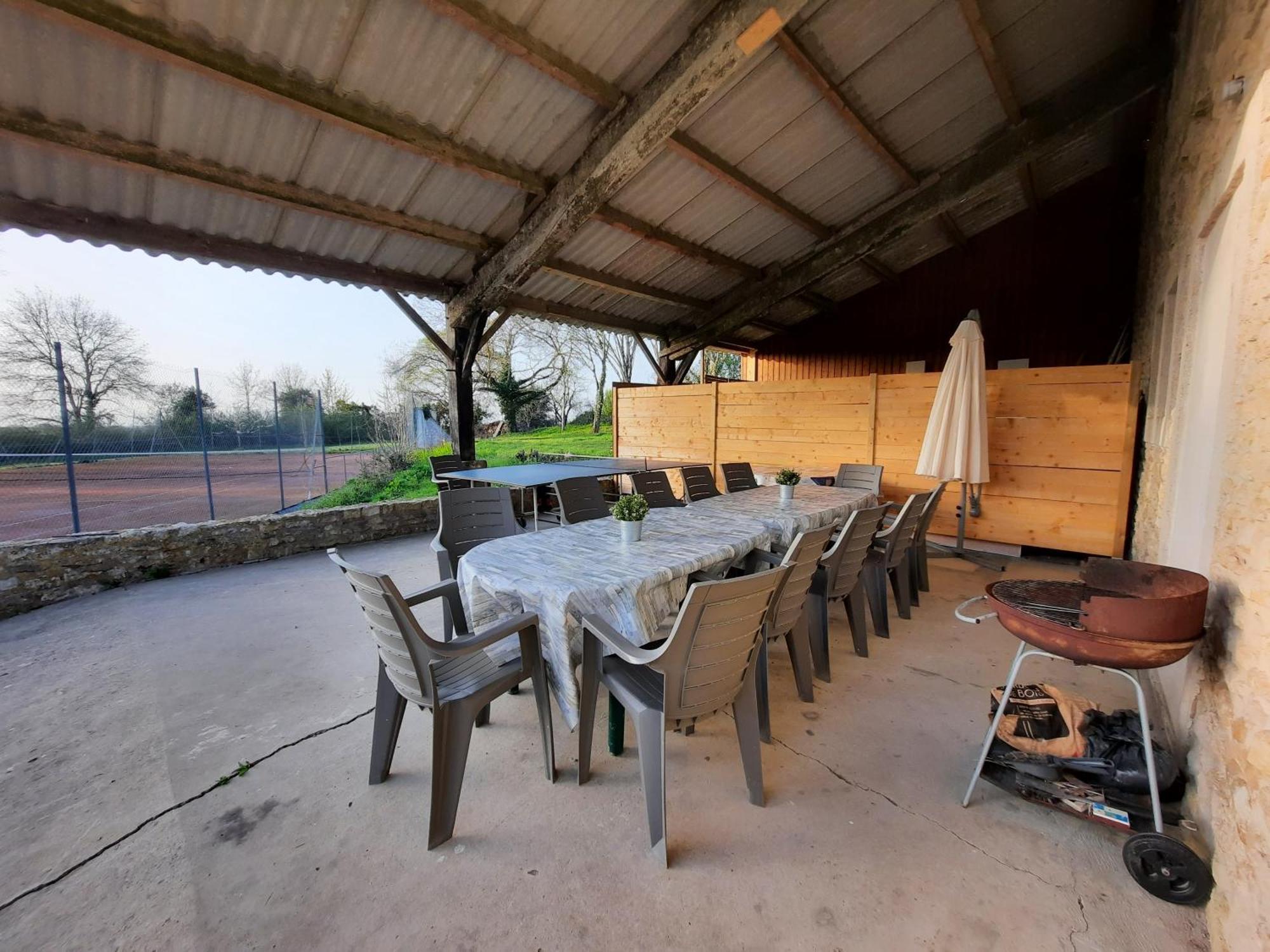 Domaine De Fontsauzine - Gites Et Chambre D'Hotes Genouille  Exteriér fotografie