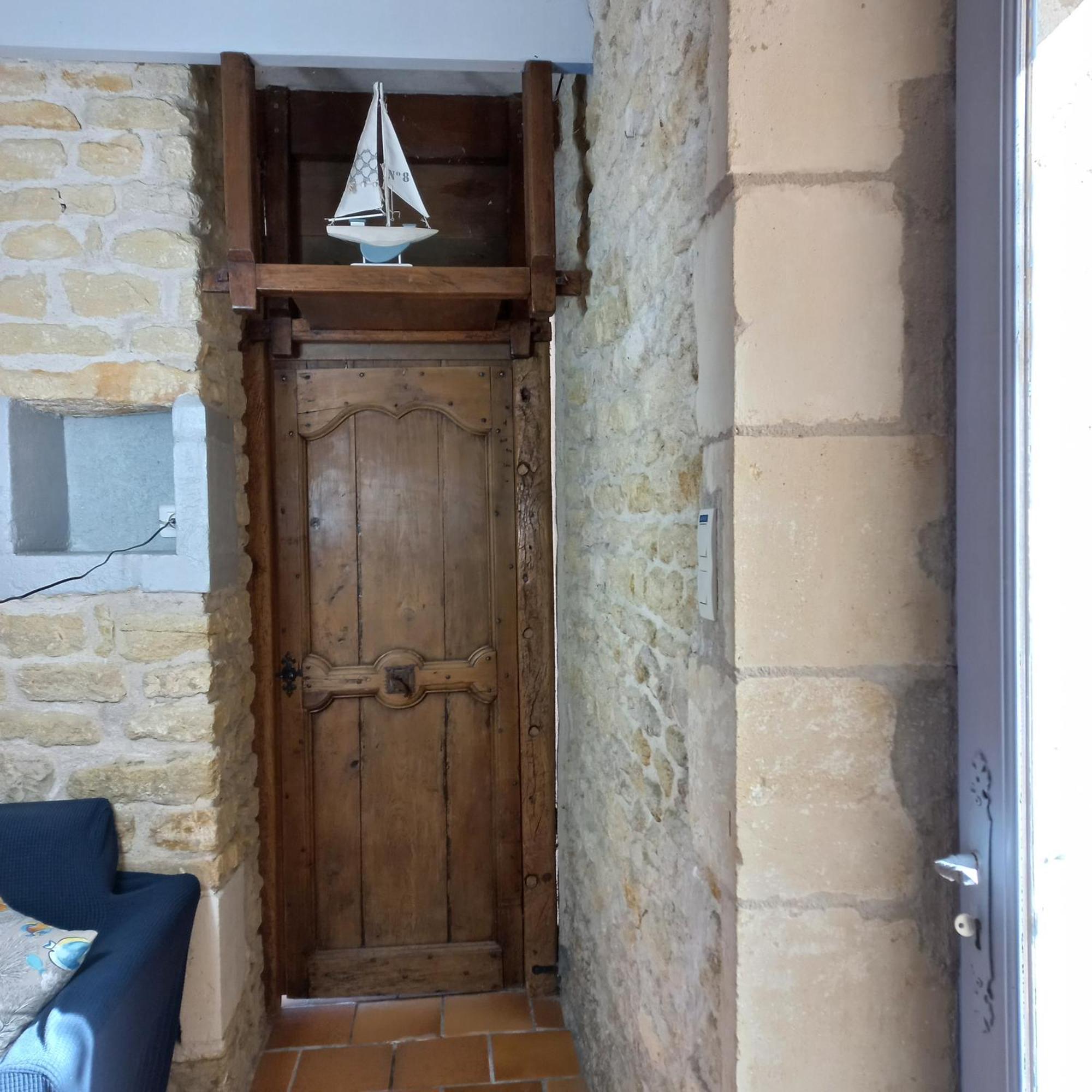 Domaine De Fontsauzine - Gites Et Chambre D'Hotes Genouille  Exteriér fotografie